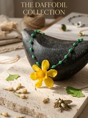 Daffodil Flower Pendant Necklace in Yellow and Green